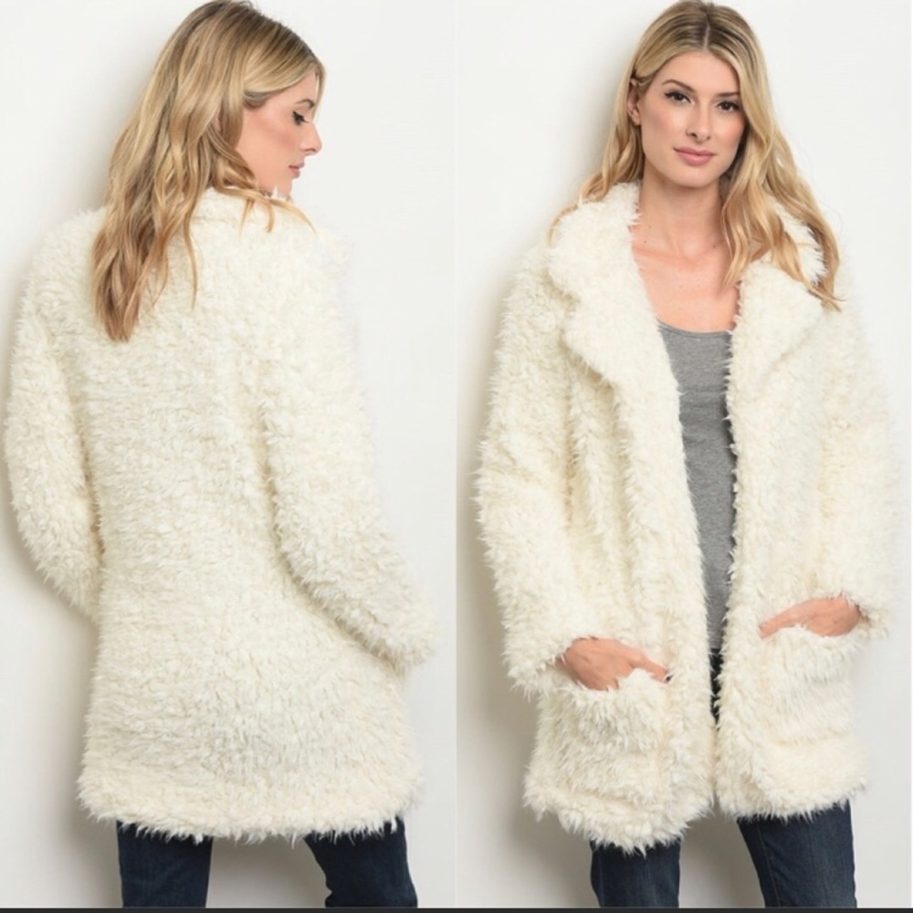 Ivory fur coat - Picture 1 of 3